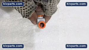 SMC KQ2T07-00A Push-to Connect Fitting – actual item, photo 4 of 7