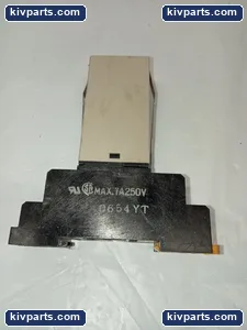 Omron H3Y-2 On-Delay Timer – actual item, photo 2 of 5