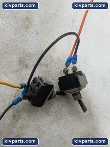 Cutler-Hammer 8908 Toggle Switch – actual item, photo 5 of 7