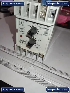 AA943.12/0013AC Dold&sohne Under Voltage Relay – actual item, photo 5 of 6