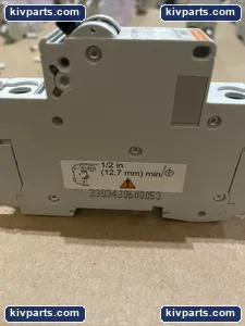 Merlin Gerin 60105 C4A Miniature Circuit Breaker – actual item, photo 5 of 9