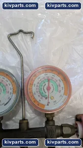 Imperial R-410A Gas Manifold with Gauge – actual item, photo 3 of 11