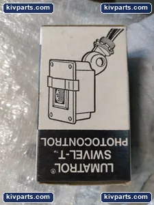 ST-19 Photoelectric Controller – actual item, photo 2 of 5