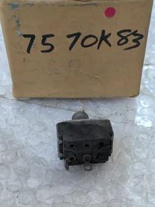 7570K83 Toggle Switch