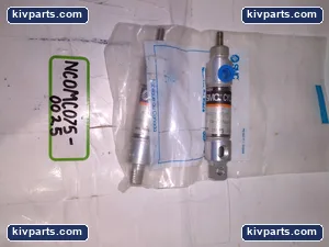 SMC NCMC075-0025 Air Cylinder – actual item, photo 2 of 3