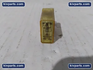 IDEC RH1B-U Plug-In Power Relay – actual item, photo 2 of 5