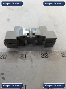 IDEC SY2S-05 Relay Socket – actual item, photo 4 of 8