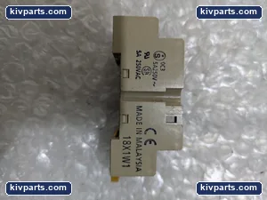 Omron PYF-14A-N Relay Socket Base – actual item, photo 2 of 5