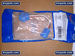 Grote 66830 Adapter Plug – actual item, photo 2 of 3