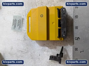 Eaton XTPAXPL3 Attachment Flush Enclosure – actual item, photo 4 of 5