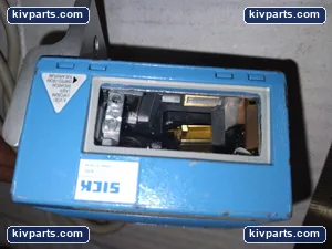 SICK CLV410A1010 1017045 Bar Code Laser Scanner – actual item, photo 4 of 5