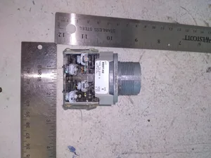 Allen-Bradley 800T-H2 2 Position Selector Switch