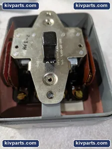 Arrow Hart Manual Motor Controller Switch – actual item, photo 3 of 6