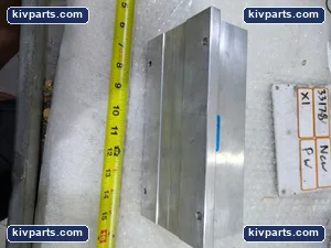 Thomson TWN24 Linear Ball Bushing Bearing – actual item, photo 2 of 6
