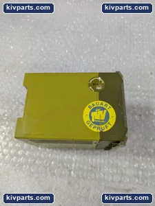 Pilz PNOZ/24V 474695 Safety Relay – actual item, photo 3 of 4