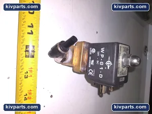 CD-12-N-G1-24VDC CS-Fluidpower PT Pipe – actual item, photo 5 of 7
