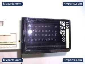 Schneider Electric 140DRC83000 8 Point Relay Output Module PLC – actual item, photo 2 of 5