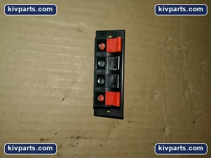 MCM 50-020 Terminals Audio Connector – actual item, photo 2 of 3