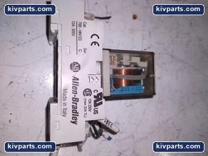 Allen-Bradley 700-HN103 Relay – actual item, photo 2 of 6