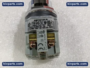 IDEC ABFD210N-R Red Flush Pushbutton Switch – actual item, photo 2 of 7