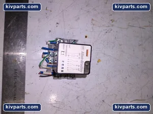 Allen-Bradley 700-HA33Z24 Relay – actual item, photo 2 of 6