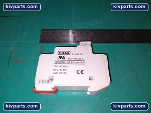 10X38 51 063 04 Fuse Holder Disconnect – actual item, photo 2 of 5