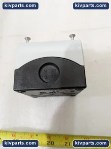 Eaton M22-C1-M8H Station Pushbutton Enclosure – actual item, photo 8 of 9