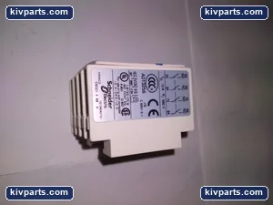 Telemecanique LADN40 Auxiliary Contact – actual item, photo 2 of 5