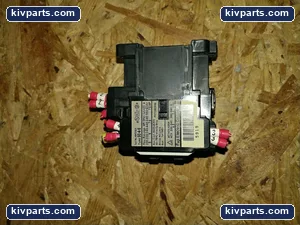 Fuji Electric SC-4-0 Magnetic Contactor – actual item, photo 3 of 3