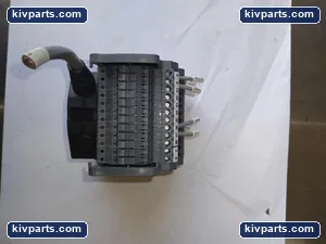 ABB 1SNA631080R2000 Block 8 Channel DIN Rail Module – actual item, photo 3 of 5