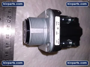 Allen-Bradley 800T-A2AP Momentary Push Button – actual item, photo 4 of 7