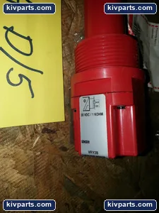 Carlo Gavazzi VRY2B Capacitive Proximity Switch – actual item, photo 2 of 2