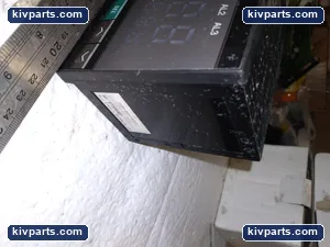 Fuji Electric PXR9RAY1-4V0A1 Process Controller – actual item, photo 2 of 8