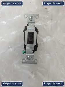 Eaton CSB115STB-SP Receptacle – actual item, photo 2 of 4