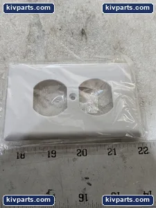 Eaton 2132W-10-LW Wall Plaes – actual item, photo 4 of 10
