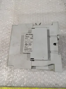Allen-Bradley 100-C72D *00 Contactor