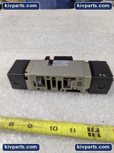 SMC NUSP4226-0009F Pneumatic Double Solenoid Valve – actual item, photo 3 of 6