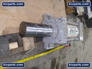 100874-2 Heavy-Duty Hydraulic Cylinder – actual item, photo 2 of 8