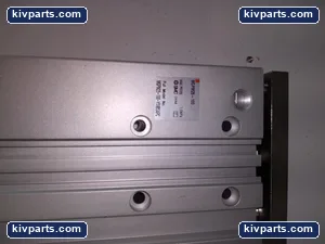 SMC MGPM25-100 Compact Guide Cylinder – actual item, photo 2 of 3