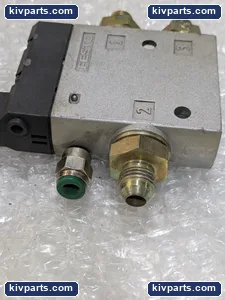 Festo CPE24-M1H-3GLS-3/8 163169 Solenoid Valve – actual item, photo 4 of 6
