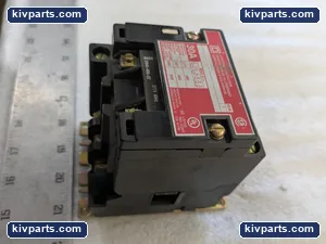 Square D 8903 SMO2 Lighting Contactor – actual item, photo 3 of 11