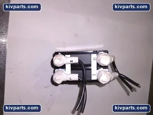 IDEC 21611-R1 Circuit Protector – actual item, photo 3 of 4