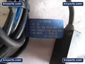 Photoelectric Sensor 12-24VDC 100mA Dark On Light On Cylindrical Barrel Switch – actual item, photo 2 of 3