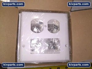 Cooper 2157W-BOX Receptacle – actual item, photo 2 of 4
