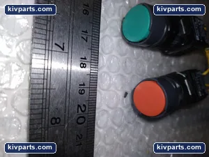 Telemecanique ZB6-E1B Red Green Push Button Switch – actual item, photo 3 of 6