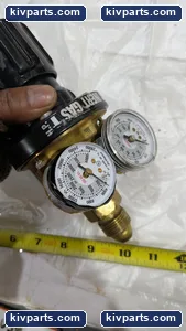 INERT GAS 300PSIG 20600KPA GAS REGULATOR – actual item, photo 7 of 9