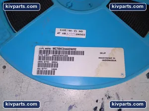 Motorola MC74HC244ADWR2 Integrated Circuit – actual item, photo 2 of 4