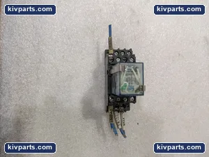 IDEC RJ2S Relay – actual item, photo 3 of 6