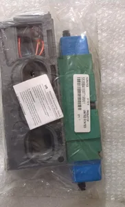 Numatics 553BB415MT19M61 Mark 55 Double Solenoid Valve