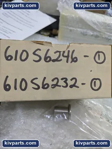 Varian NW25 61056246 Adapter 61056232 Valve – actual item, photo 3 of 10